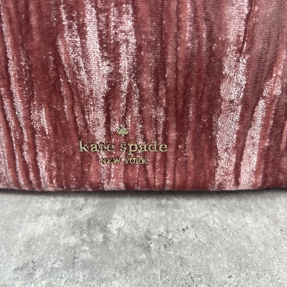 🎉HP🎉Kate Spade Crush Baguette Shoulder Bag Pomegranate
